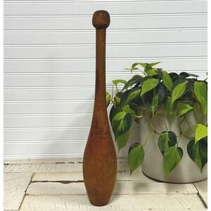 Vintage wooden Indian Club: 1 pound juggling excercise pin